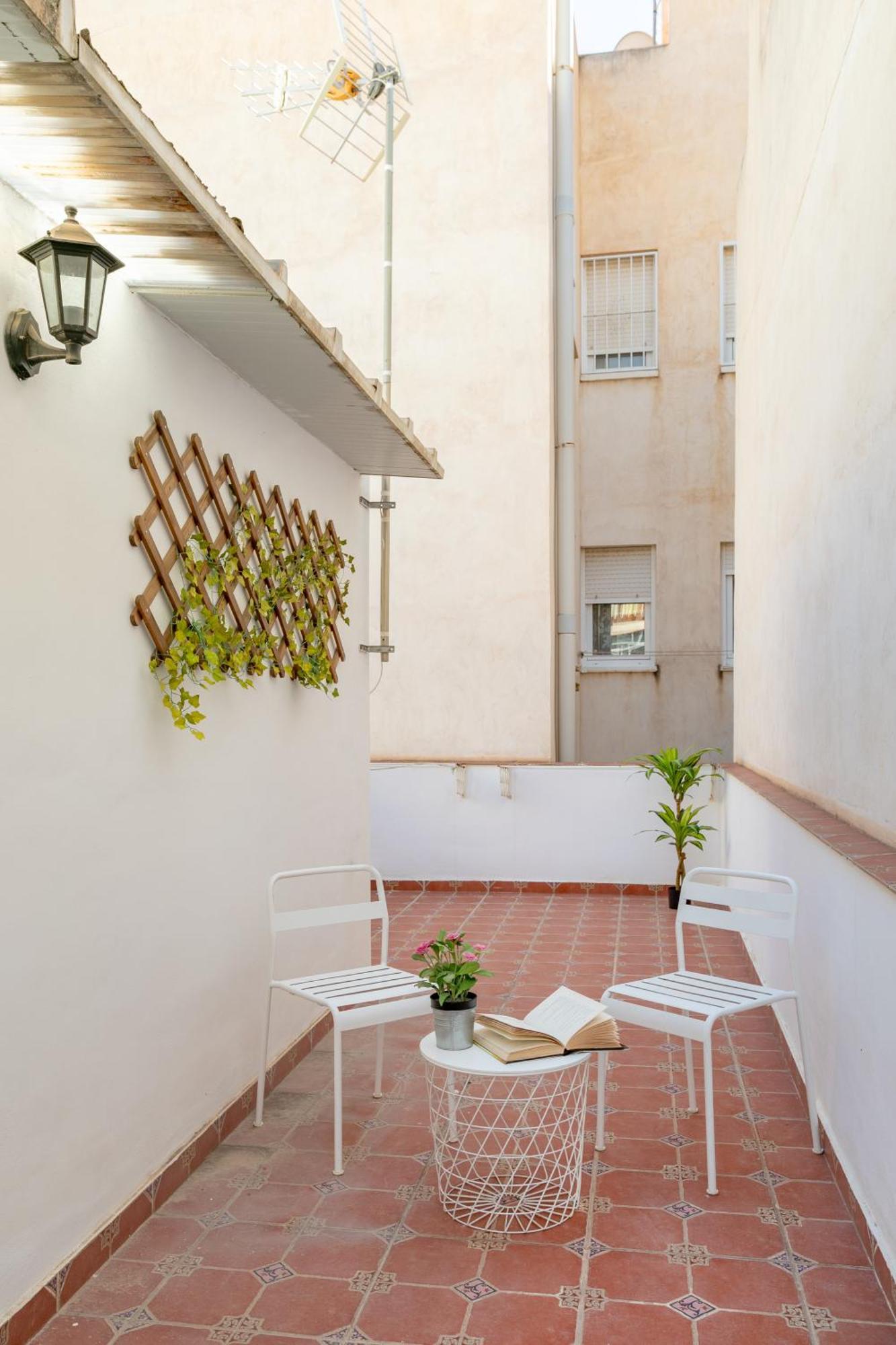 Apartamentos Centricos De San Leandro Alicante Exteriör bild