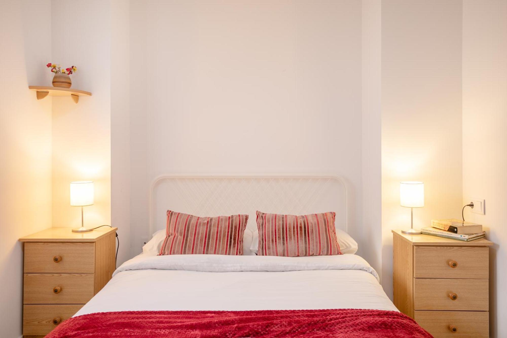 Apartamentos Centricos De San Leandro Alicante Exteriör bild